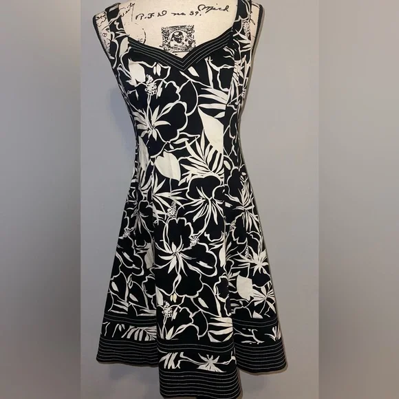 Nine West Charcoal Dress - Picture 1 of 3